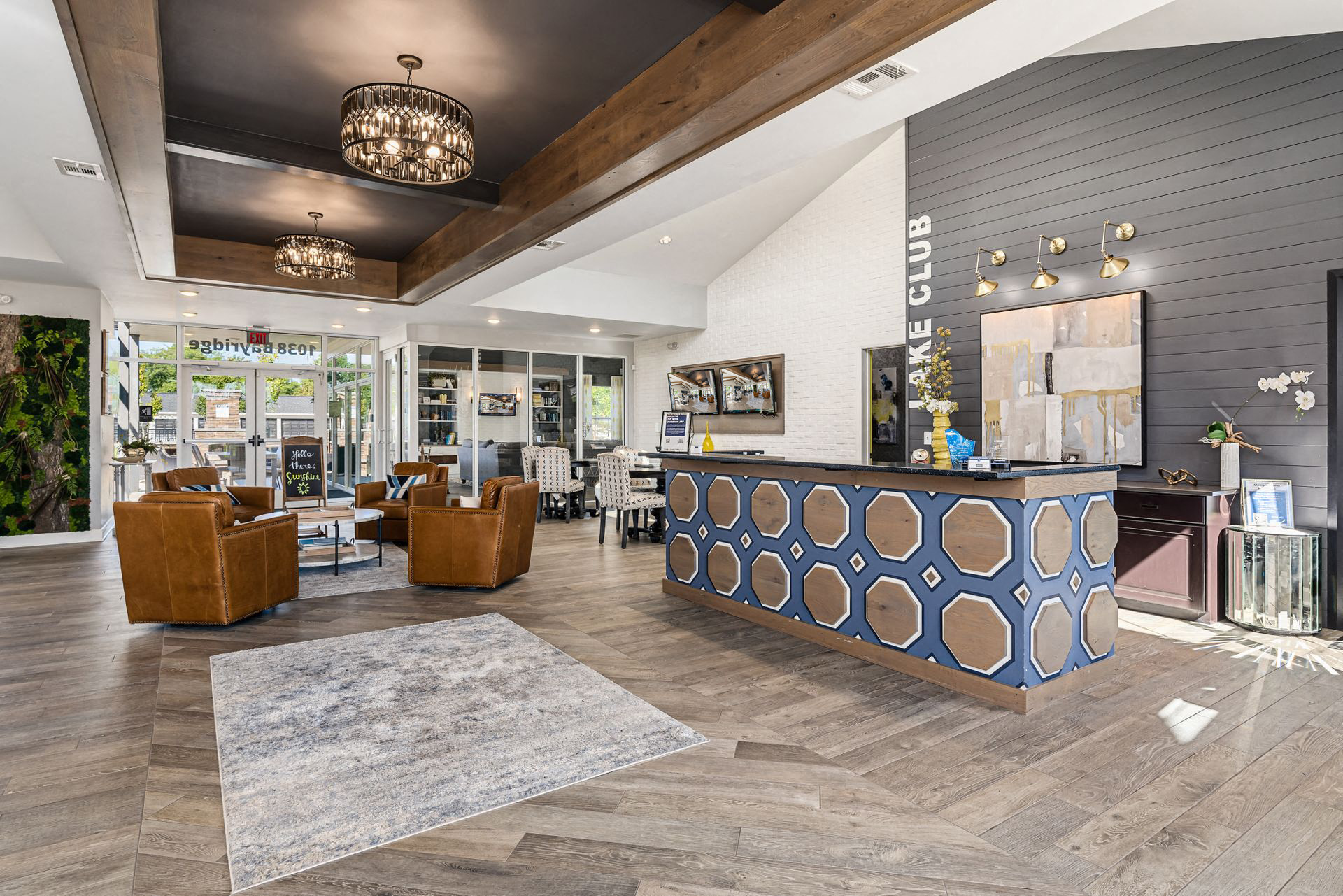 Lake Club Image 9